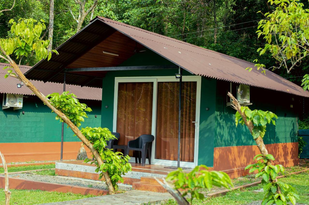 The Nest Thattekad Thattakad Exterior photo
